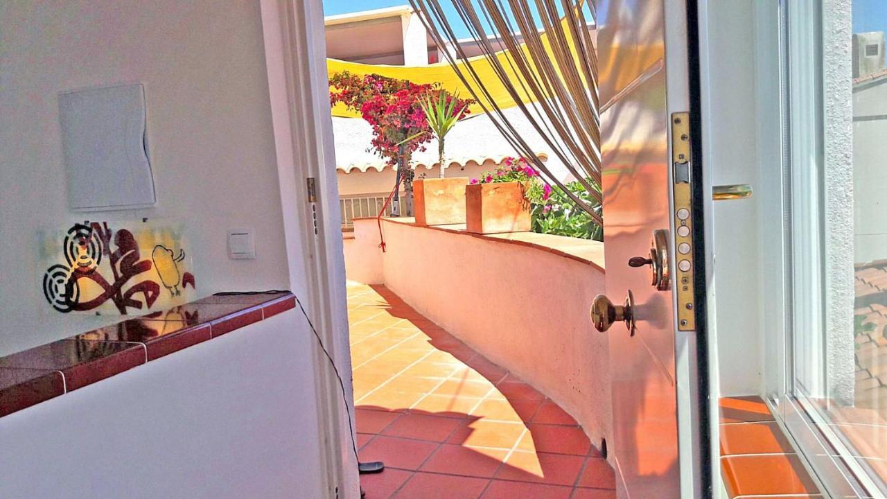 Splendido Studio, Vista Mare, A 5Mn Dalla Spiaggia - Casa Artevida روساس المظهر الخارجي الصورة